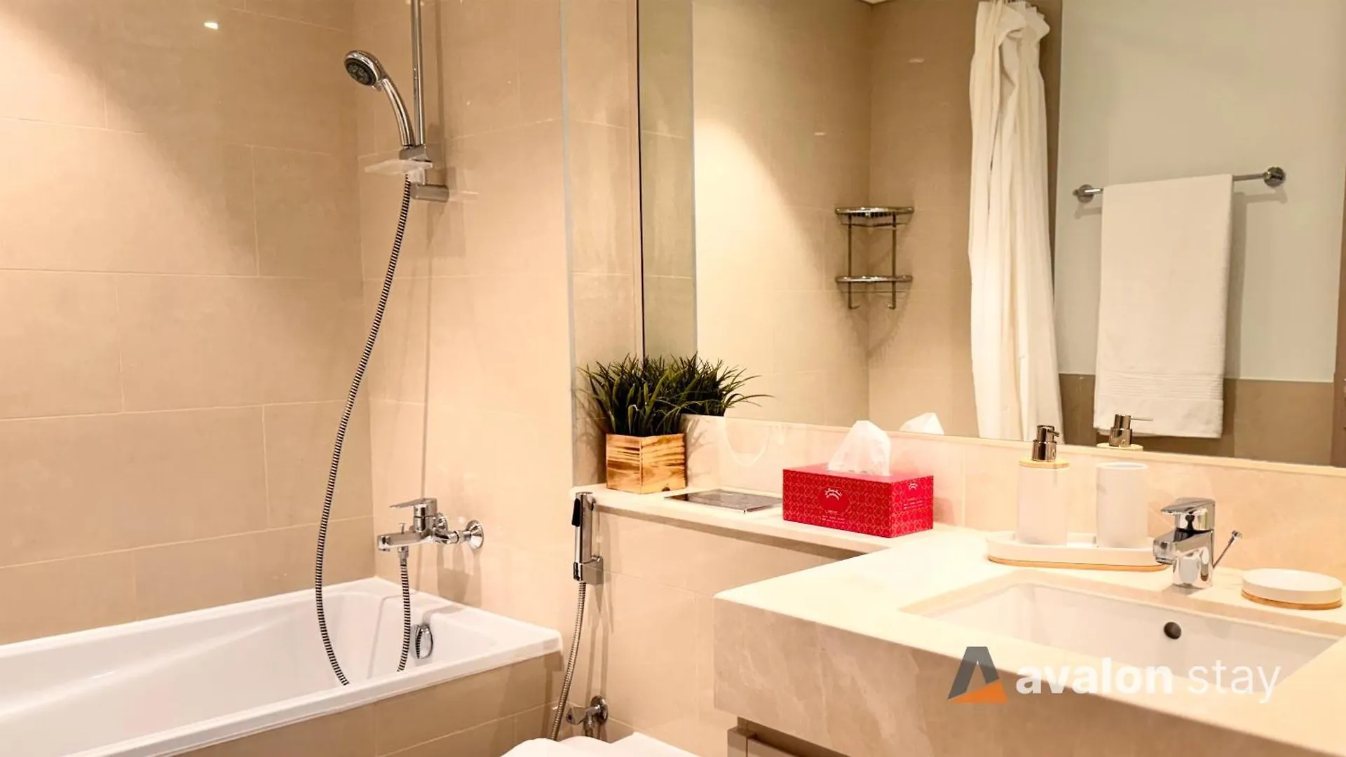 Avalonstay - Luxury 1Br Apt In Downtown Dubai-Brand New-Burj Khalifa & Fountain Views From Pool