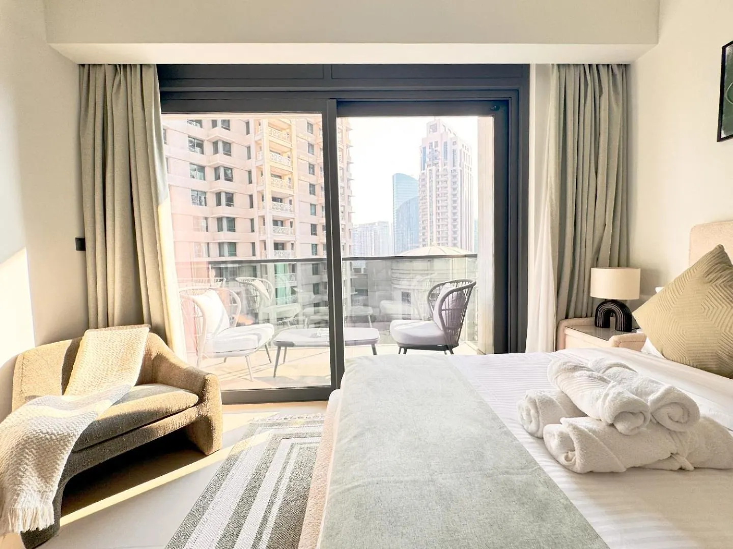 Avalonstay - Luxury 1Br Apt In Downtown Dubai-Brand New-Burj Khalifa & Fountain Views From Pool 0*, Dubaj