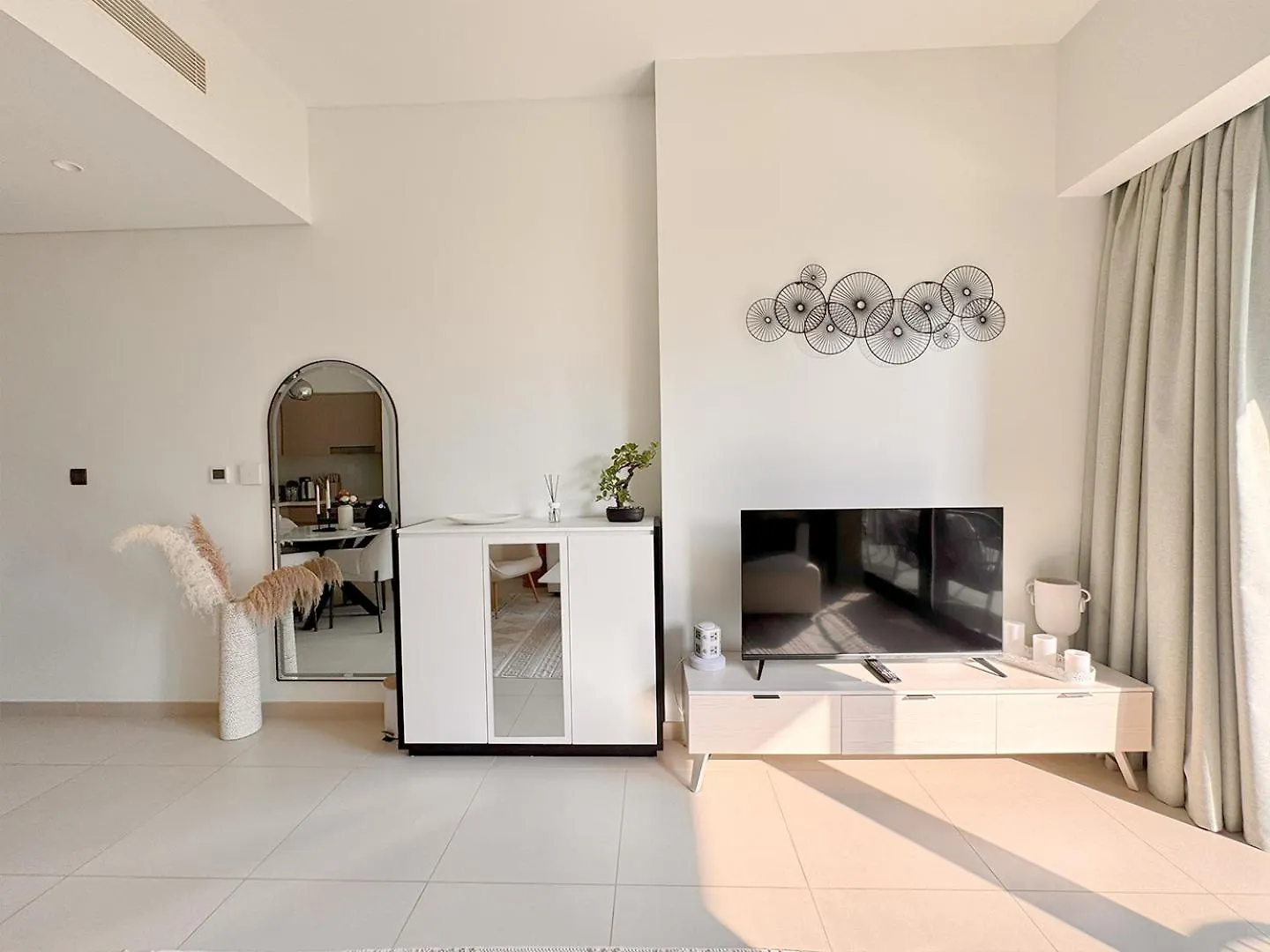 Avalonstay - Luxury 1Br Apt In Downtown Dubai-Brand New-Burj Khalifa & Fountain Views From Pool Dubaj
